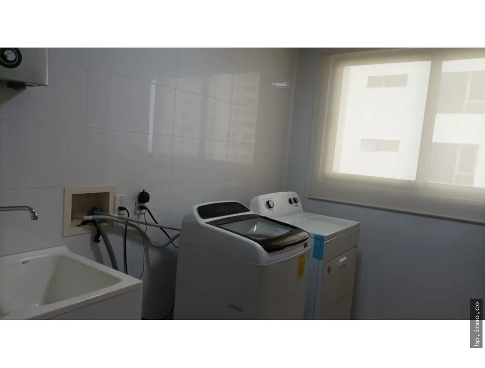 SE VENDE APARTAMENTO EN PH GREENVIEW, SANTA MARÍA