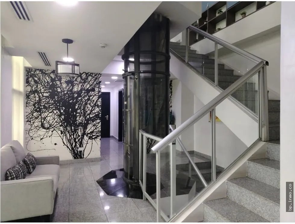 SE VENDEN OFICINAS EN PH TAO TOWERS, SAN FRANCISCO