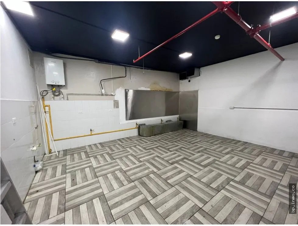 COMMERCIAL SPACE FOR RENT ON CALLE 50 - THE TOWERS