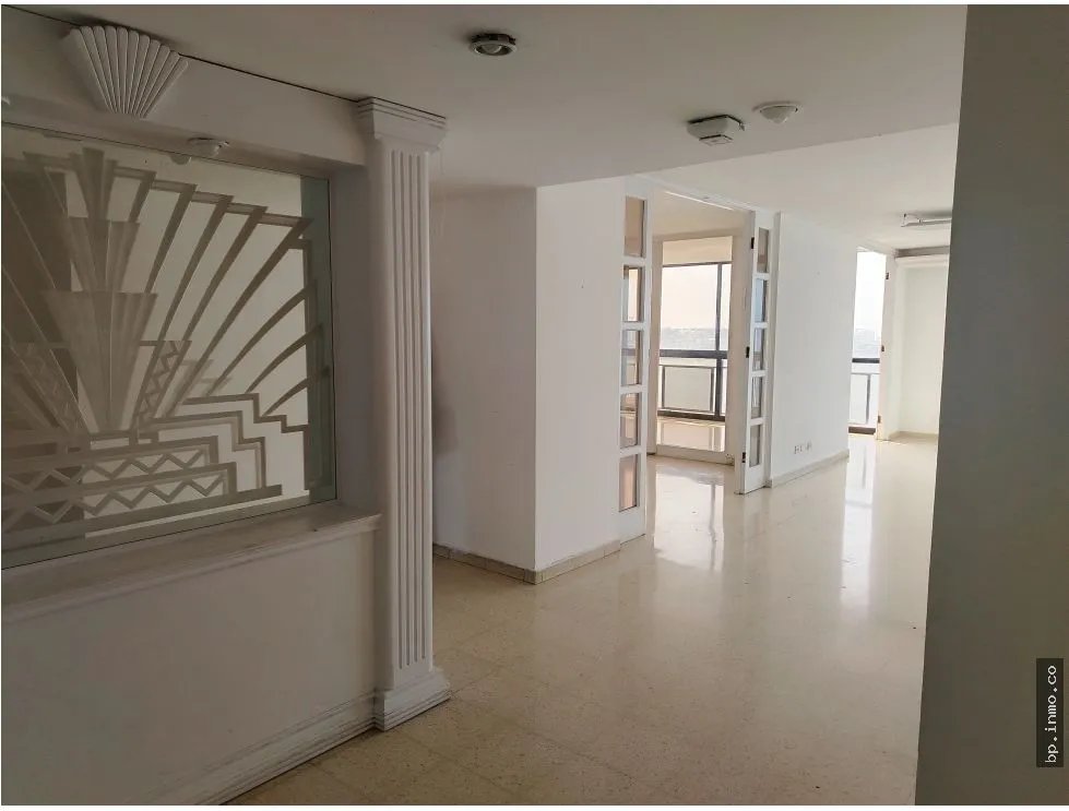 SE VENDE APTO CON VISTA AL MAR EN PAITILLA - PH WINSTON CHURCHILL