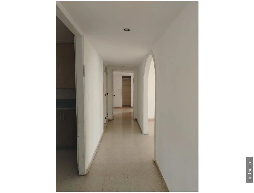 SE VENDE APTO CON VISTA AL MAR EN PAITILLA - PH WINSTON CHURCHILL