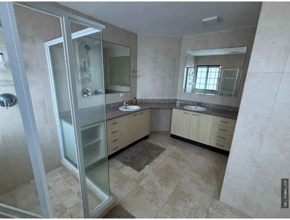 Apartment for Sale at Coronado Country Club