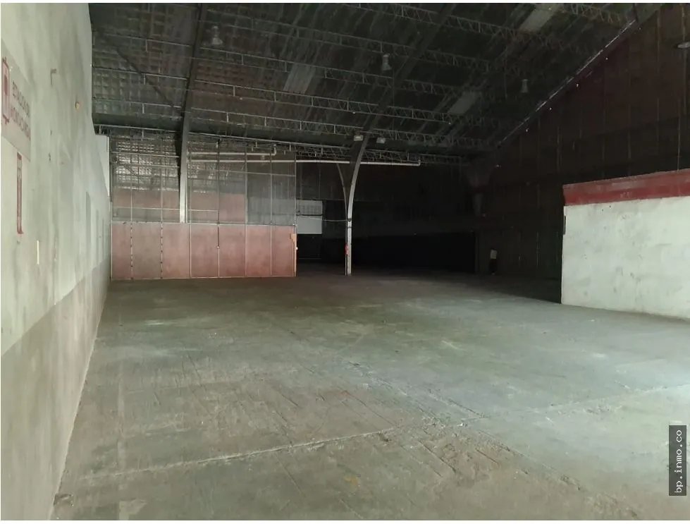 WAREHOUSE FOR RENT 750 m² ON TRANSISTMICA HIGHWAY