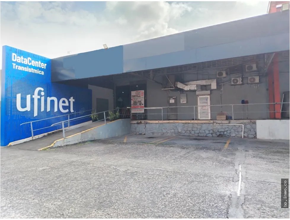 WAREHOUSE FOR RENT 750 m² ON TRANSISTMICA HIGHWAY