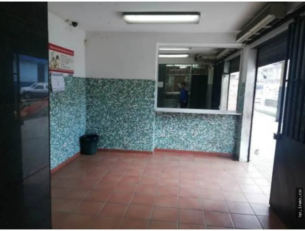SE VENDE EDIFICIO EN COLÓN