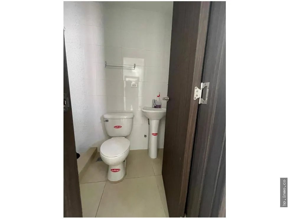 APARTMENT FOR SALE IN KING'S PARK