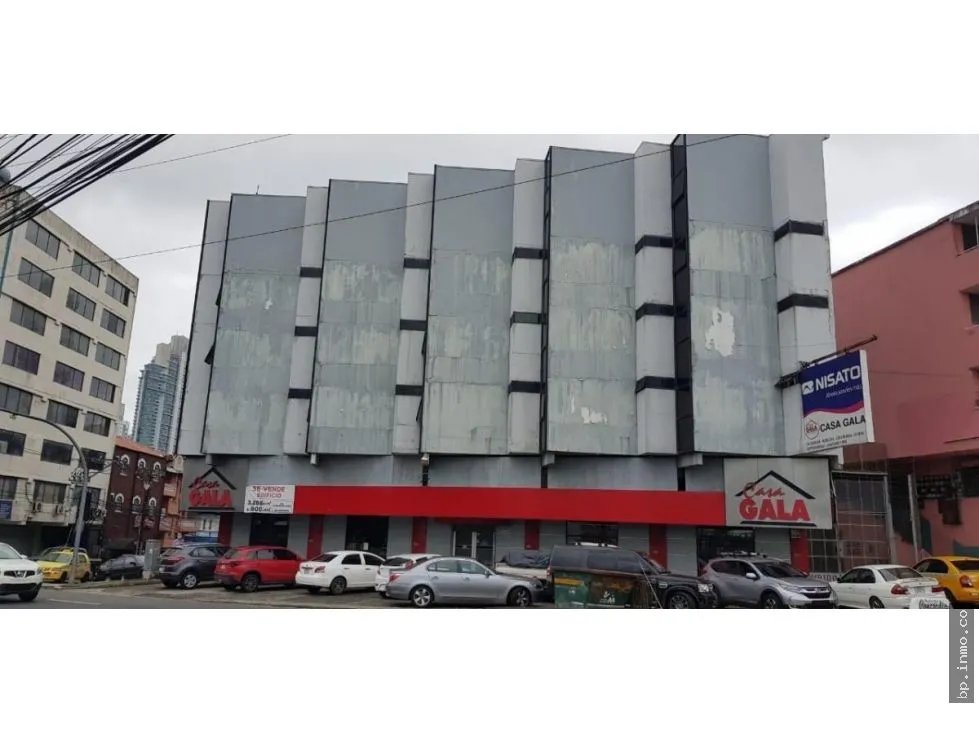 SE VENDE EDIFICIO EN CALIDONIA