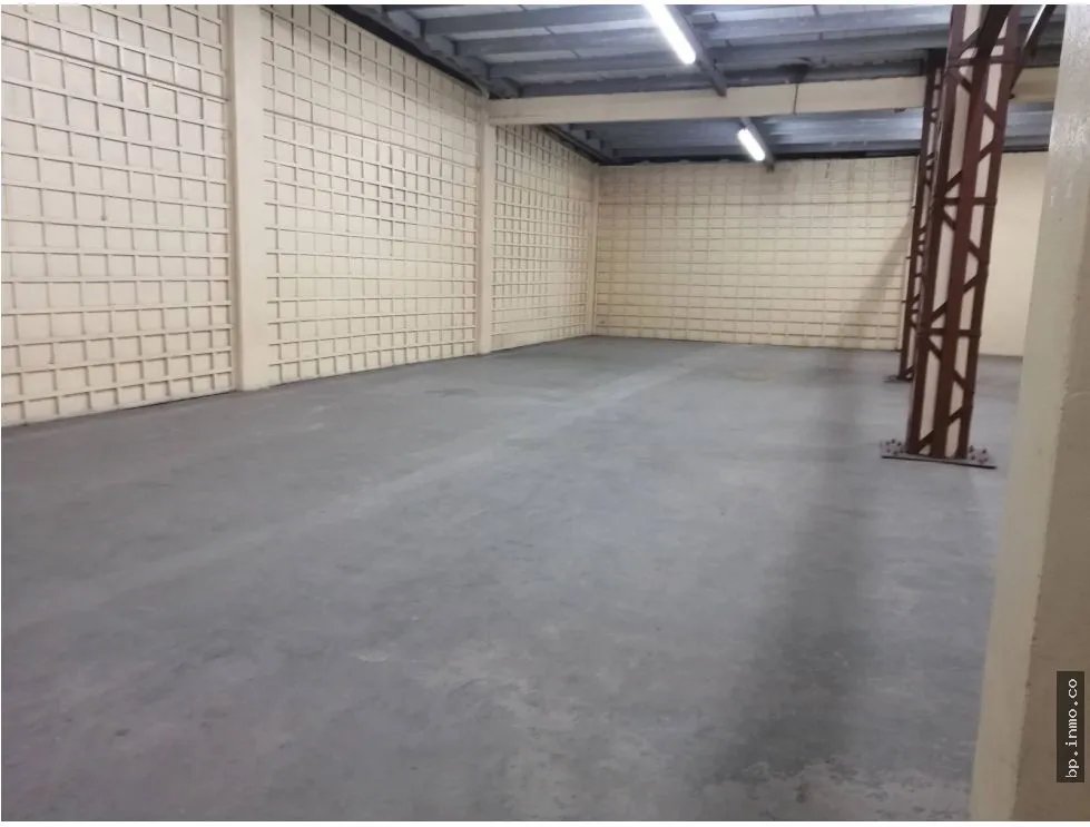 FOR LEASE: WAREHOUSE IN FREE TRADE ZONE - 1,800 m2