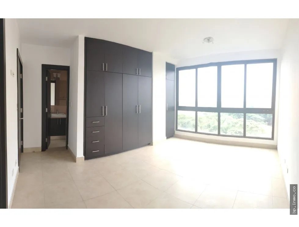 SE VENDE APARTAMENTO EN PH AMADOR HEIGHTS, AMADOR