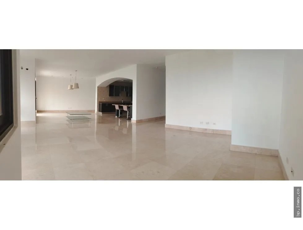 SE VENDE APARTAMENTO EN PH AMADOR HEIGHTS, AMADOR