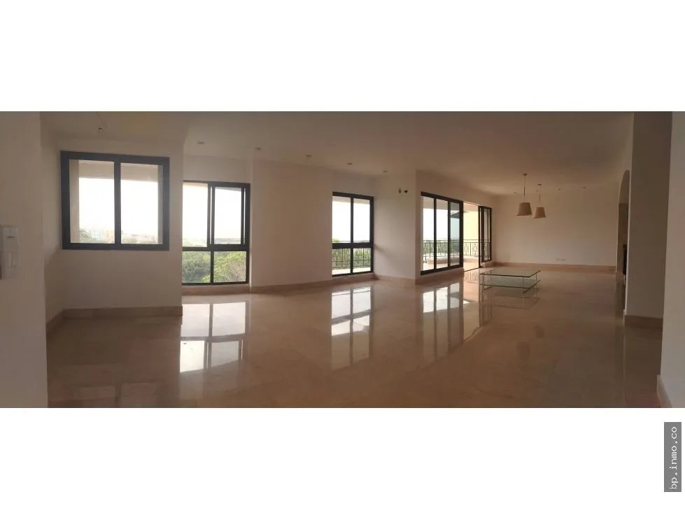 SE VENDE APARTAMENTO EN PH AMADOR HEIGHTS, AMADOR