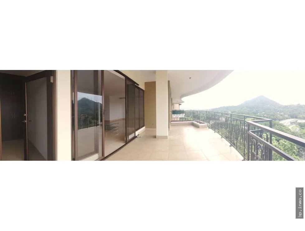 SE VENDE APARTAMENTO EN PH AMADOR HEIGHTS, AMADOR