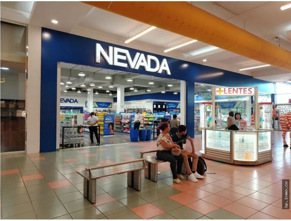 SE VENDE LOCAL EN ALBROOK, PASILLO DE LA CEBRA