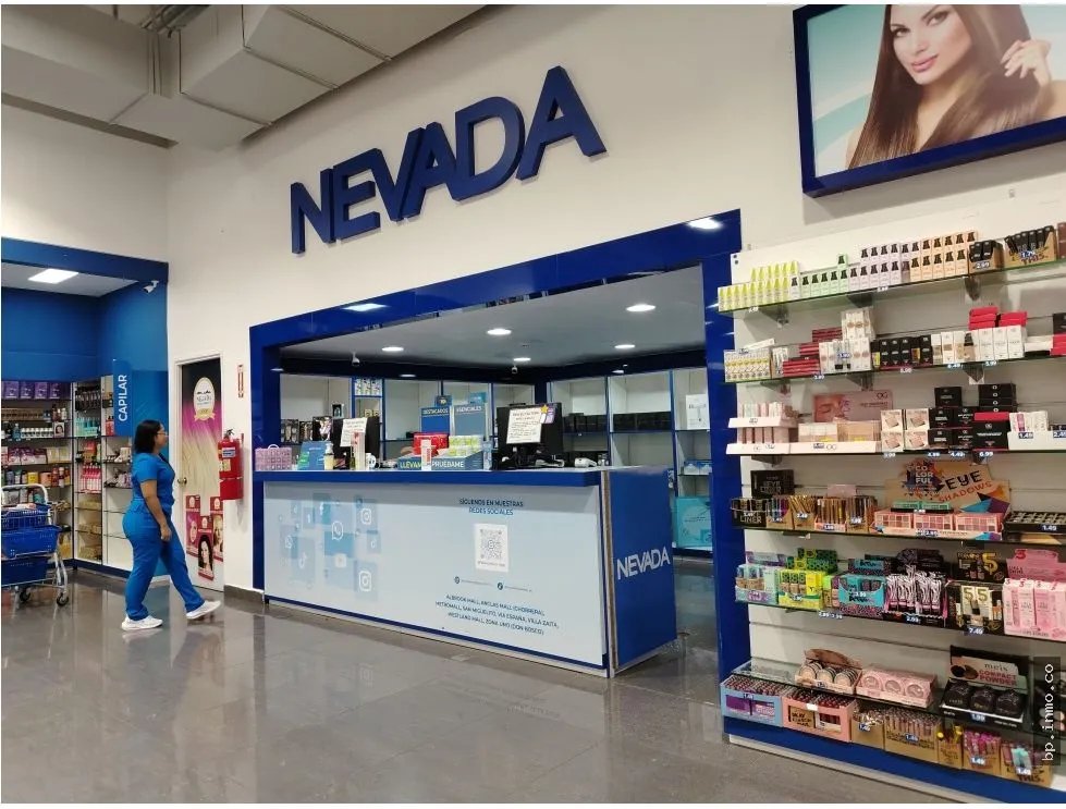 SE VENDE LOCAL EN ALBROOK, PASILLO DE LA CEBRA