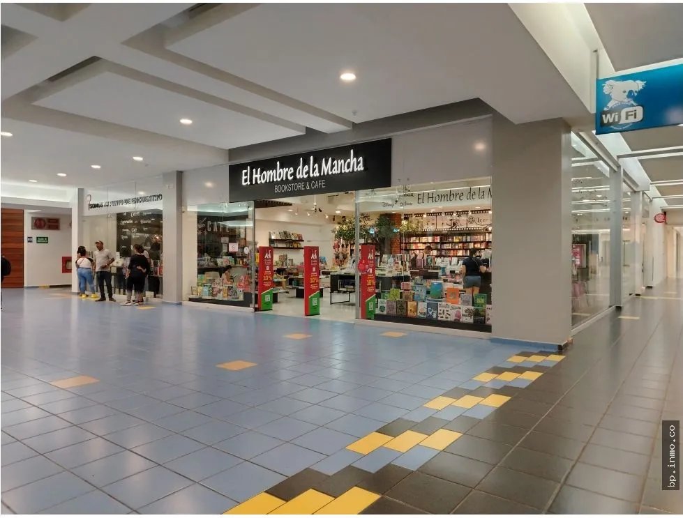 SE VENDE LOCAL EN ALBROOK, PASILLO DEL DELFÍN