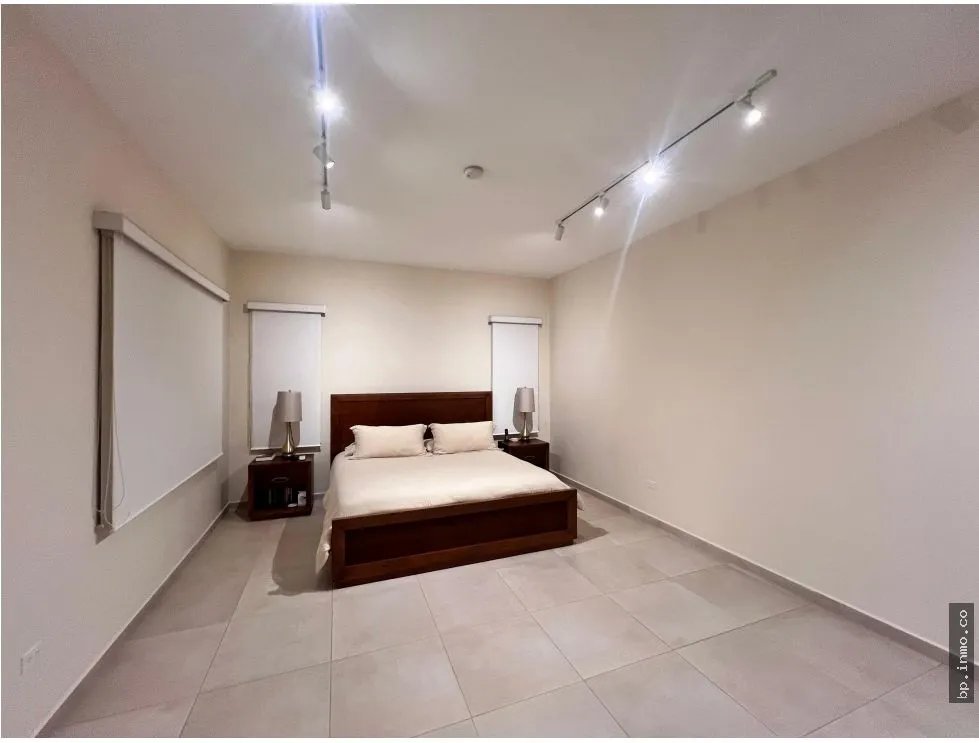 SE VENDE CASA EN LOS SENDEROS, CAMINO DE CRUCES