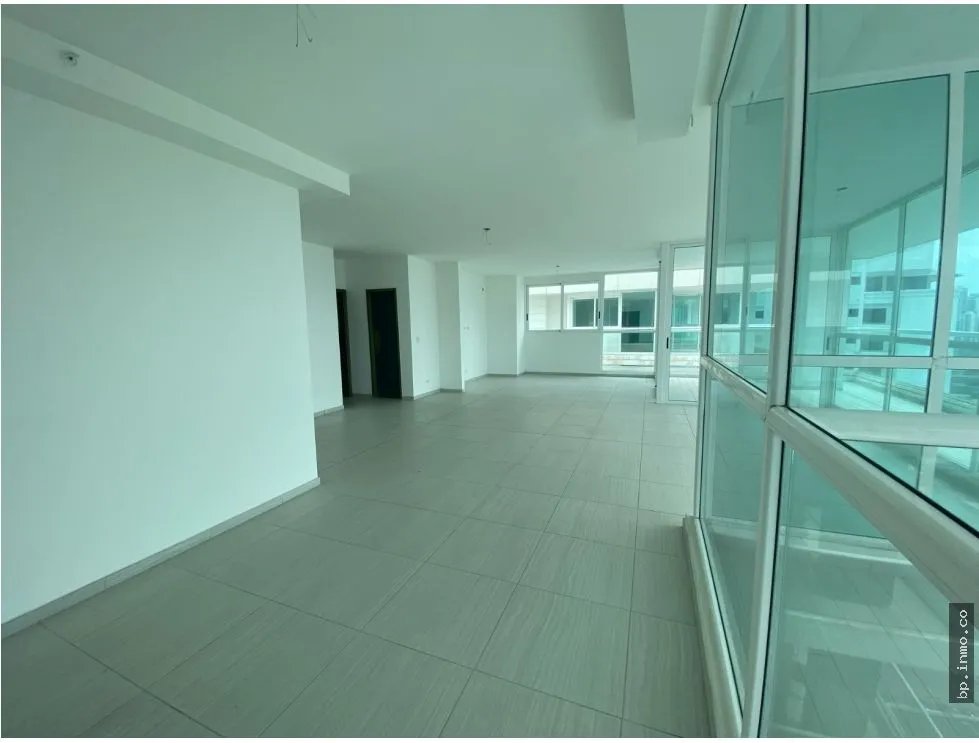 SE VENDE APARTAMENTO EN THE TOWERS RESIDENCES, CALLE 50