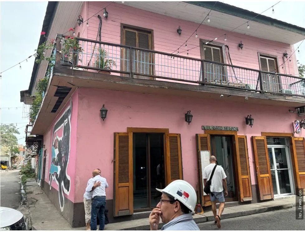 SE VENDE CASA ALBA, CASCO VIEJO