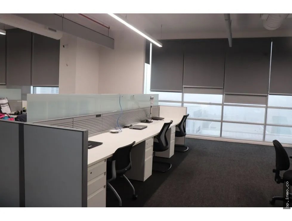 SE ALQUILAN OFICINAS DE 734.10 M2 EN CONDADO BUSINESS CENTER