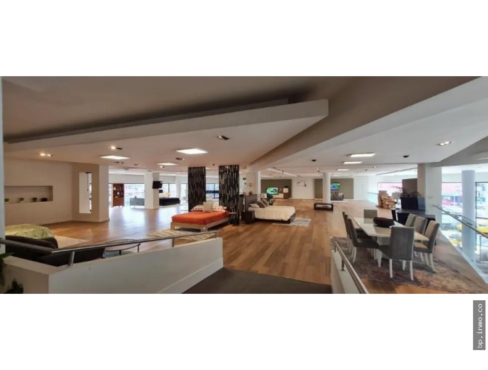 SE VENDE EDIFICIO EN VÍA ESPAÑA