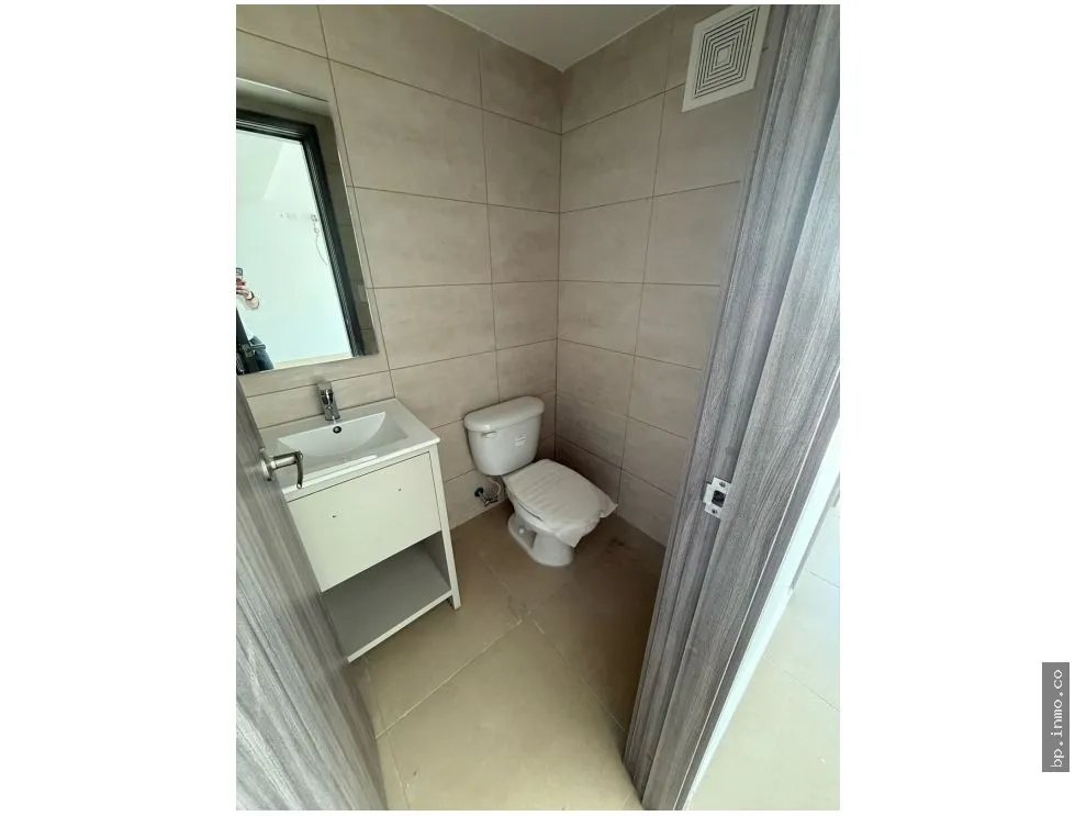 PENTHOUSE FOR SALE IN KING'S PARK, CONDADO DEL REY