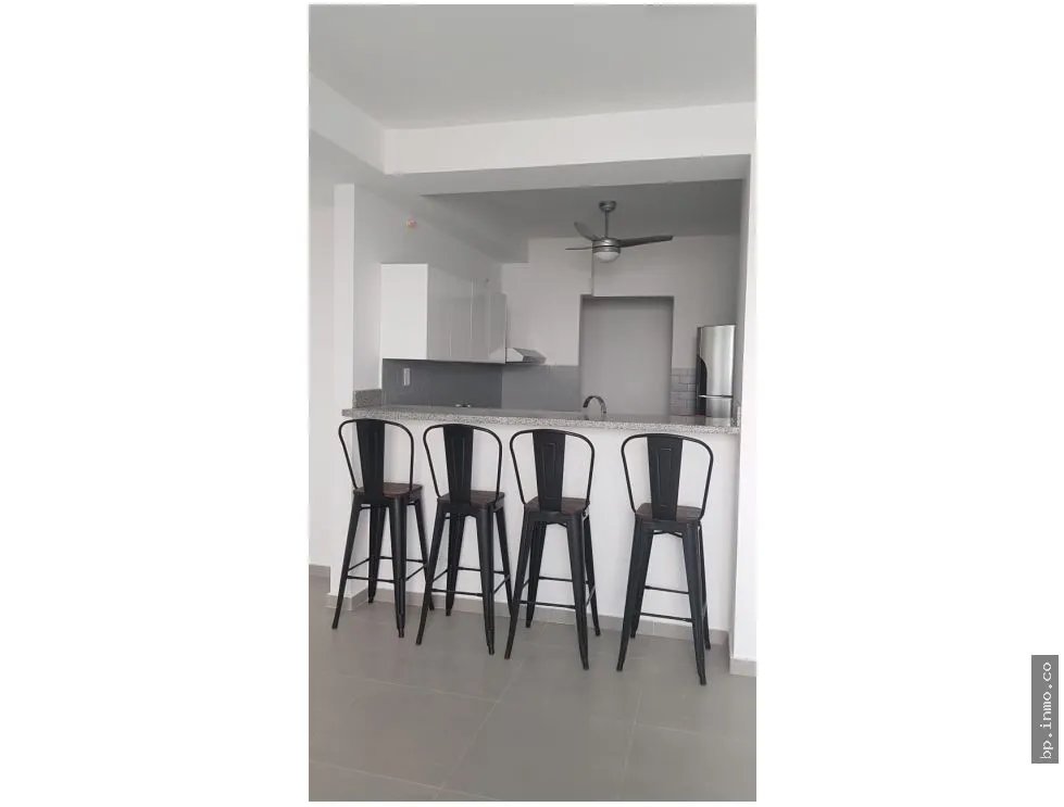 APARTMENT FOR SALE/RENT IN PH SIGNATURE - LA CRESTA