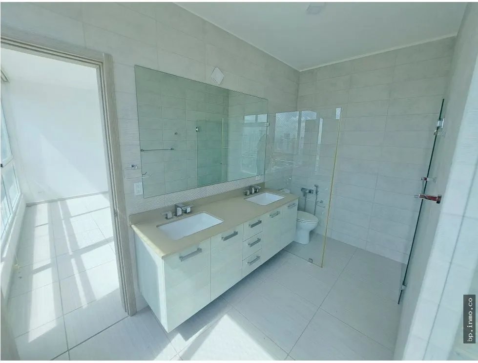 APARTMENT FOR SALE IN THE TOWERS RESIDENCES, SAN FRANCISCO