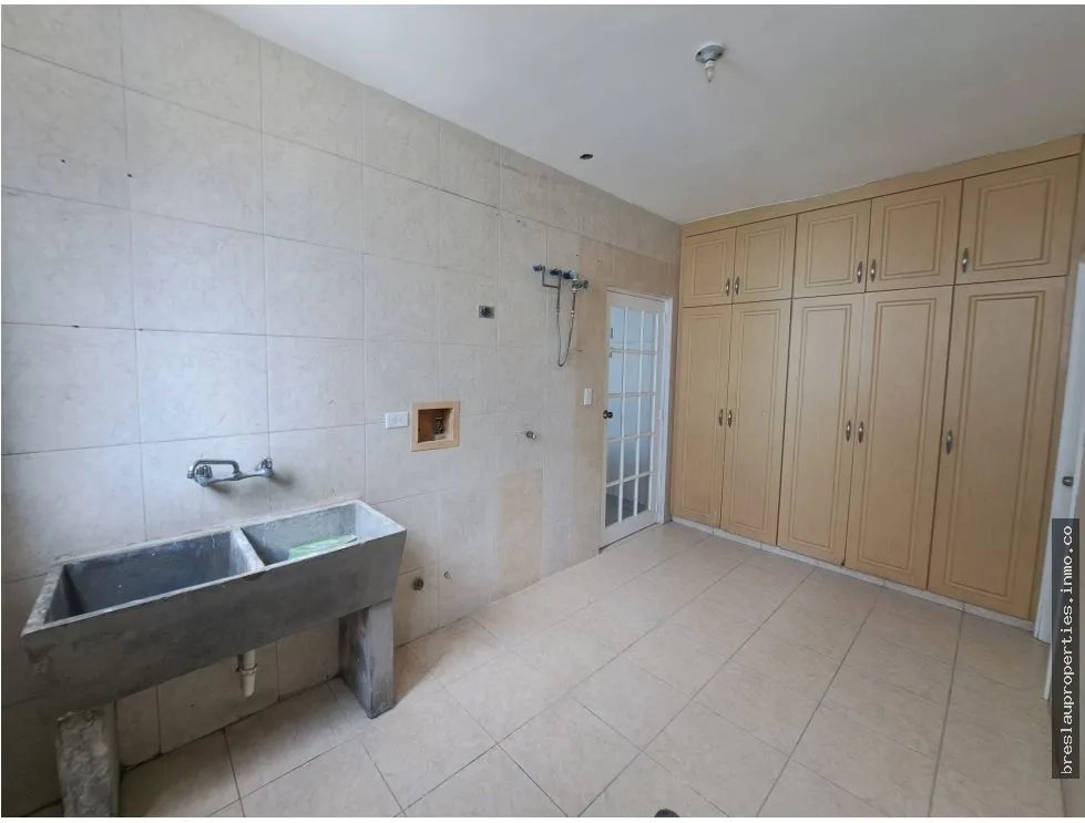 APARTMENT AVAILABLE IN PH GOLDEN PALACE, PAITILLA