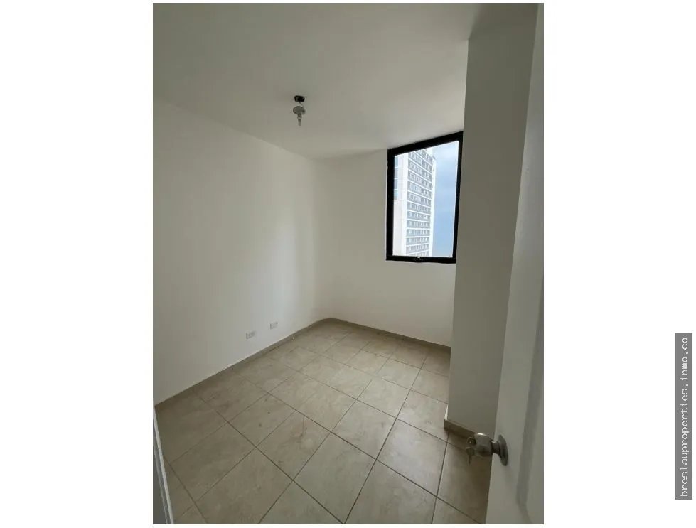 APARTMENT AVAILABLE IN PH GOLDEN PALACE, PAITILLA