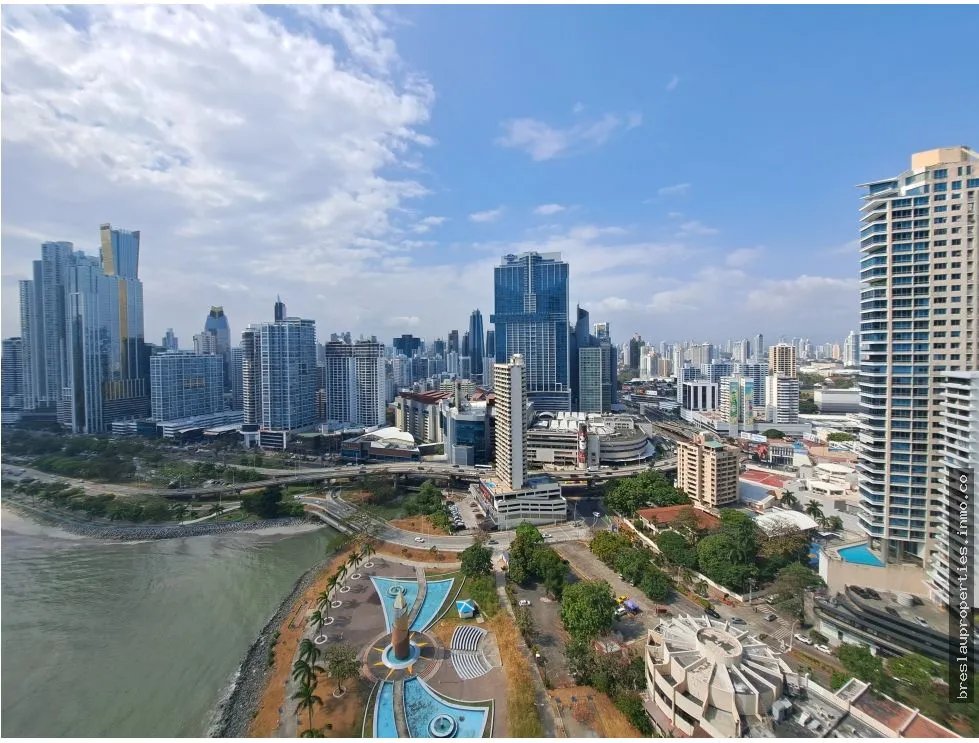 APARTMENT AVAILABLE IN PH GOLDEN PALACE, PAITILLA