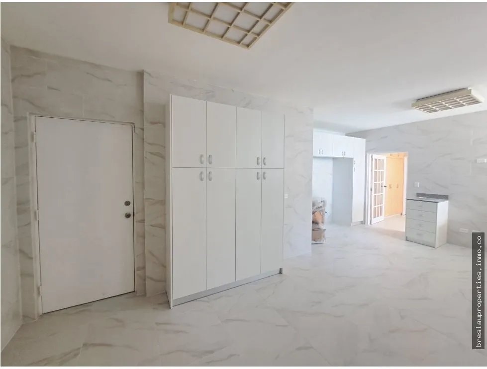 APARTMENT AVAILABLE IN PH GOLDEN PALACE, PAITILLA