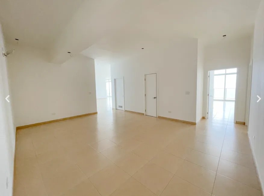 Penthouse for sale in PH Water on the Bay