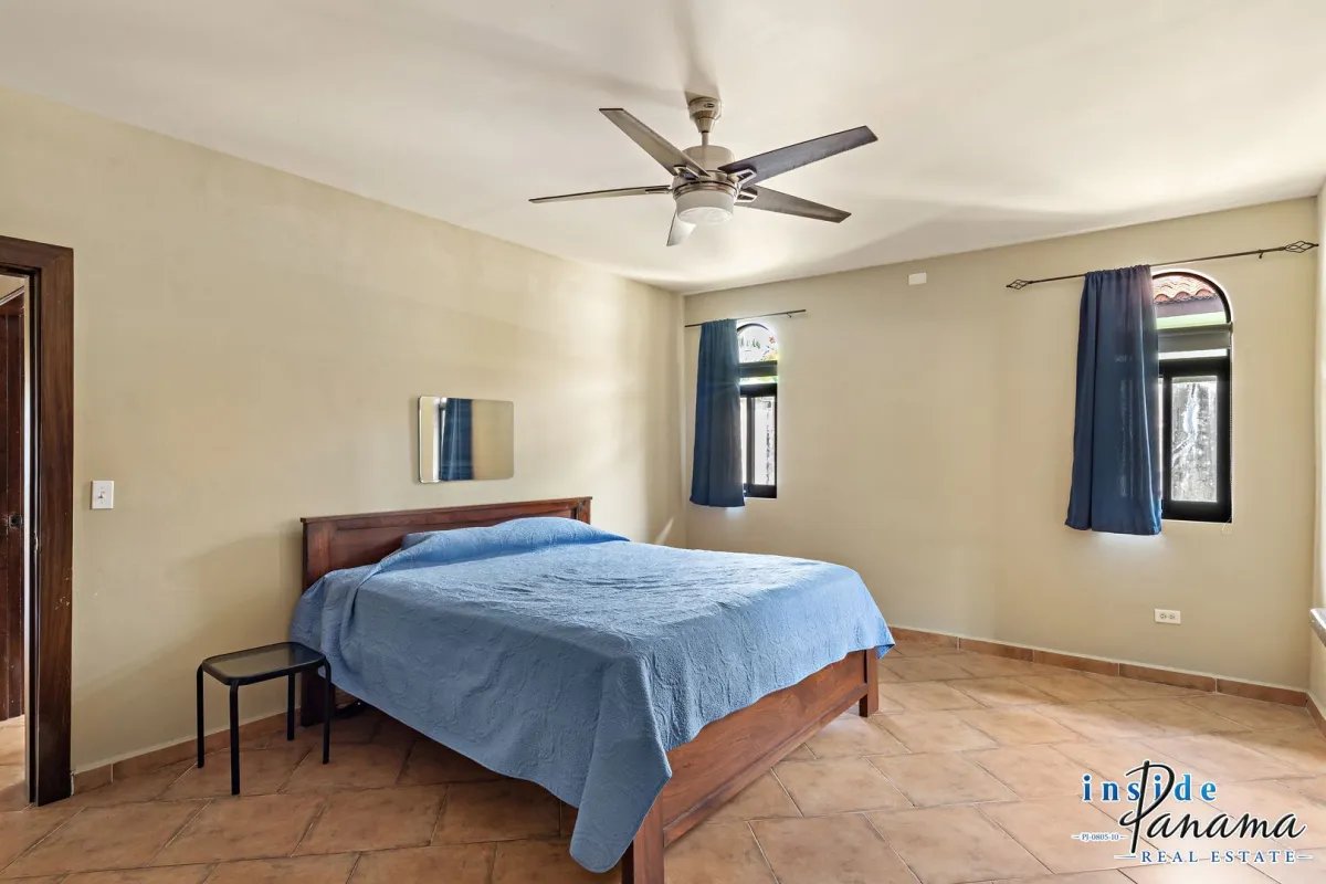 Amplia casa de 3 dormitorios en venta en Boquete Country Club