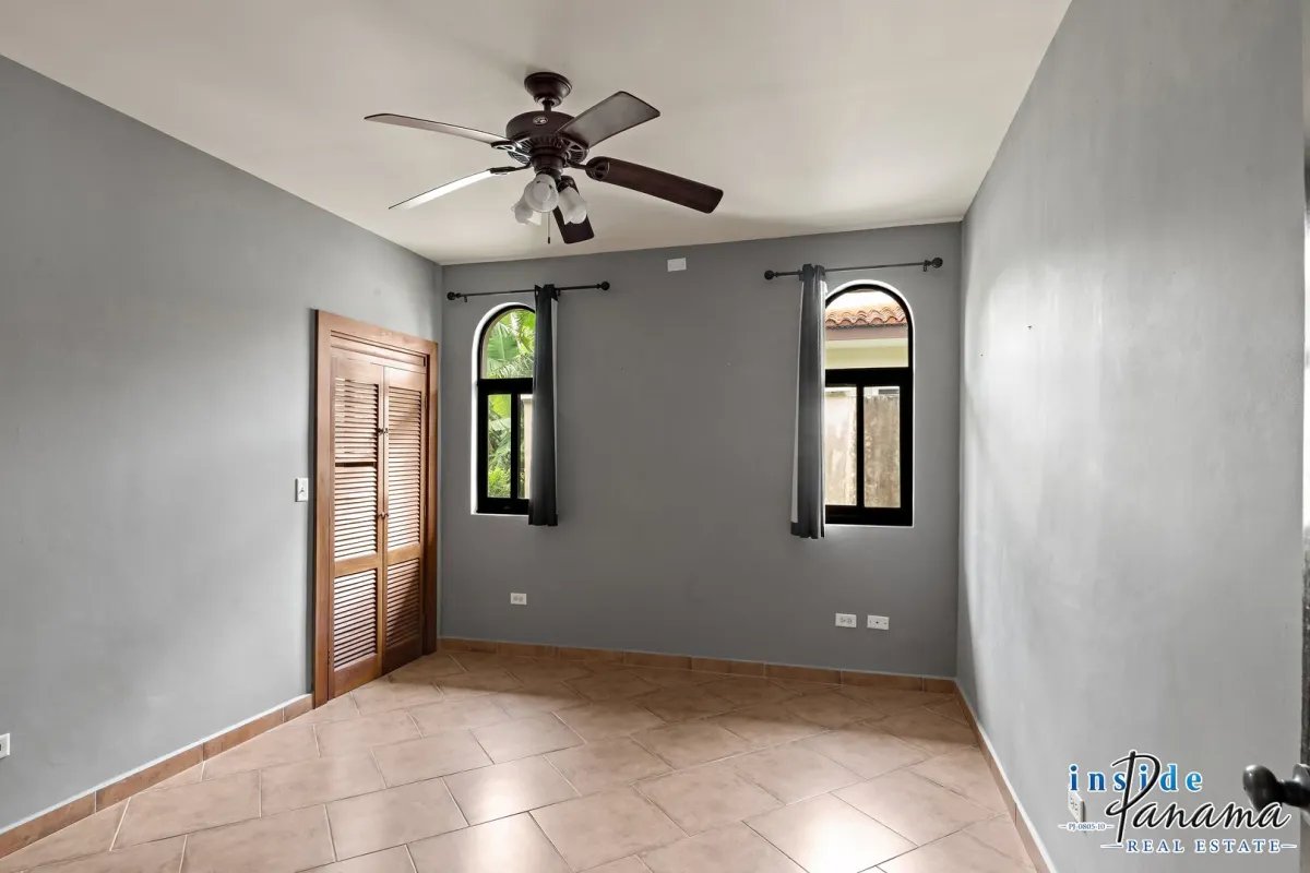 Amplia casa de 3 dormitorios en venta en Boquete Country Club