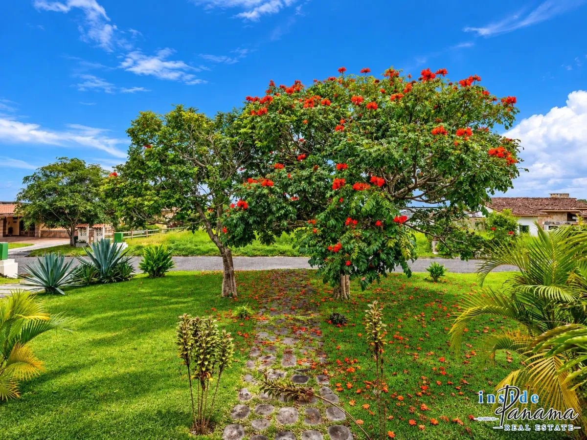 Amplia casa de 3 dormitorios en venta en Boquete Country Club