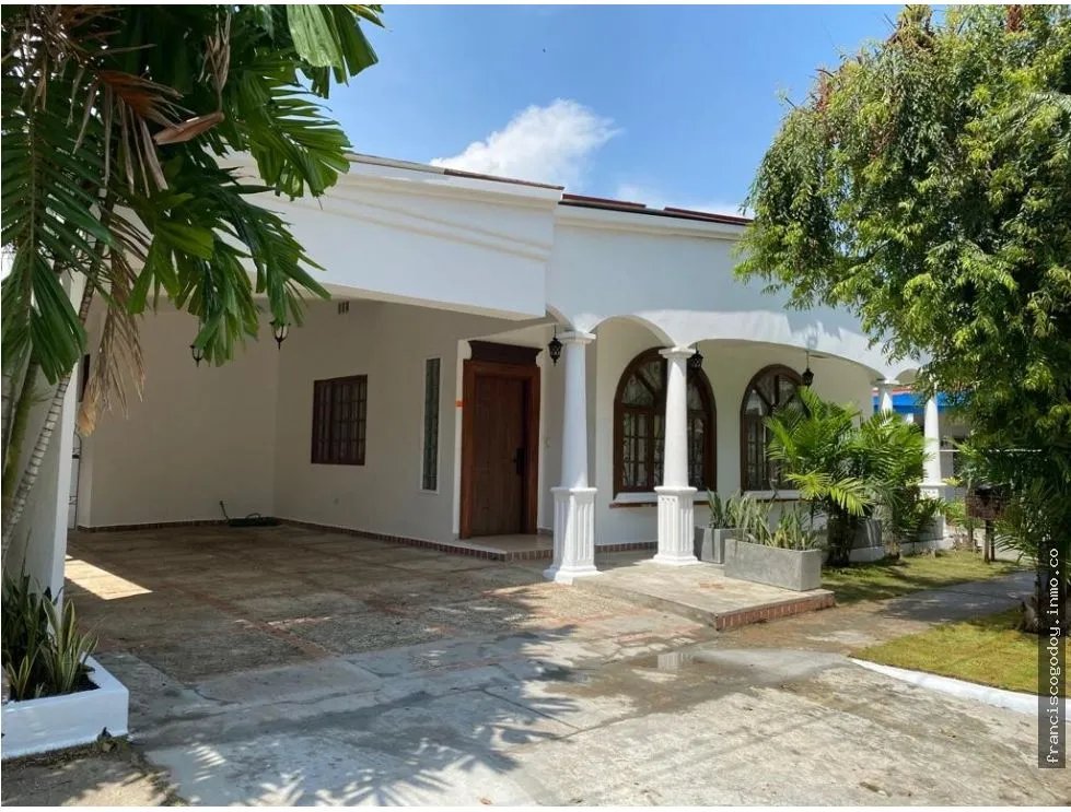 Venta de casa comercial en Obarrio