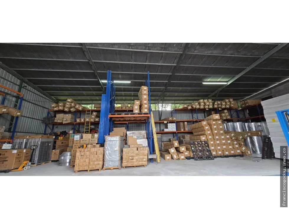 Warehouse for Sale on Vía España