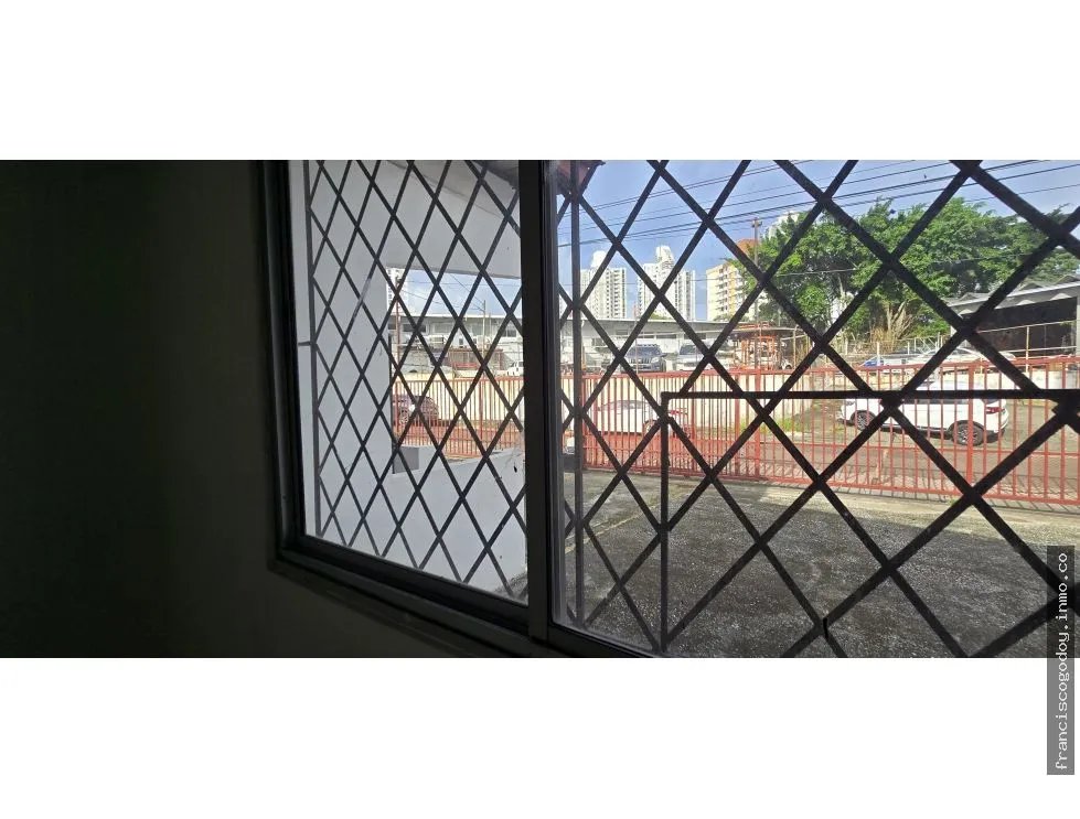 Warehouse for Sale on Vía España