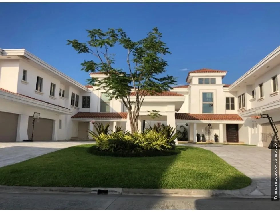Casa En Venta – Santa María, Panamá