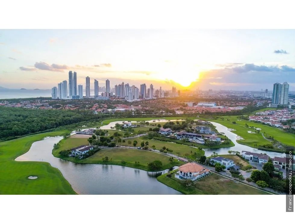 Terreno en Venta en Santa María