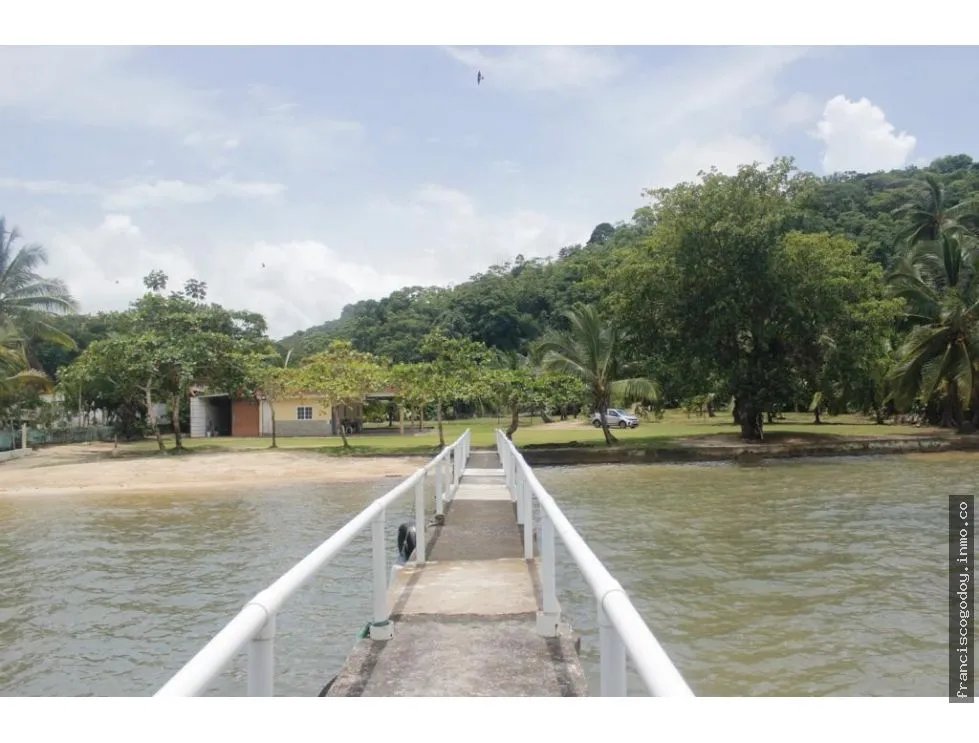 Terreno en venta en Portobelo, Colón