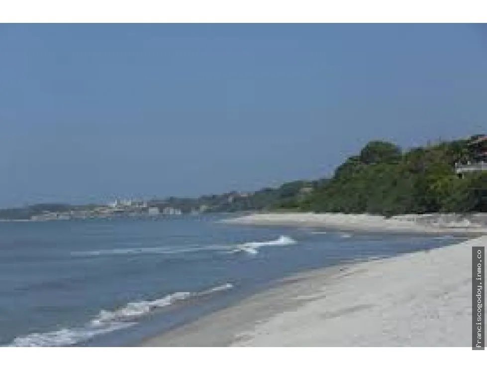 Venta de terreno de playa Punta Barco, San Carlos