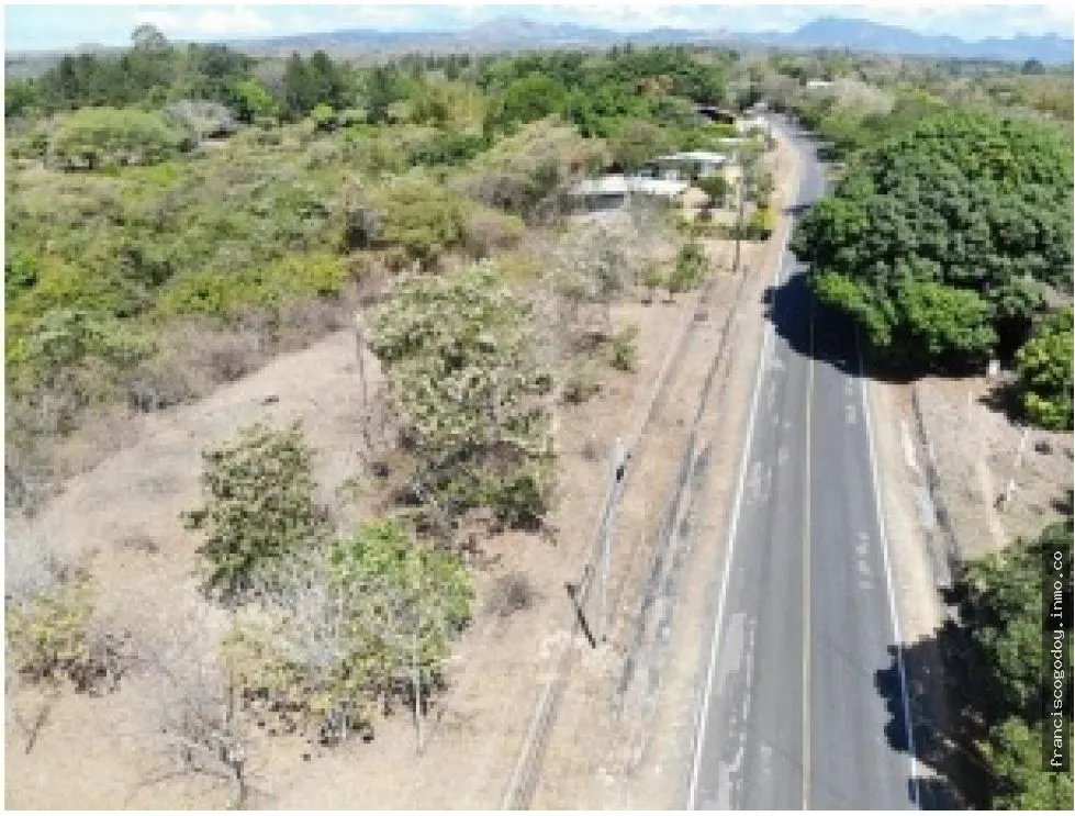 Terreno en venta vía al Valle de Antón, San Carlos