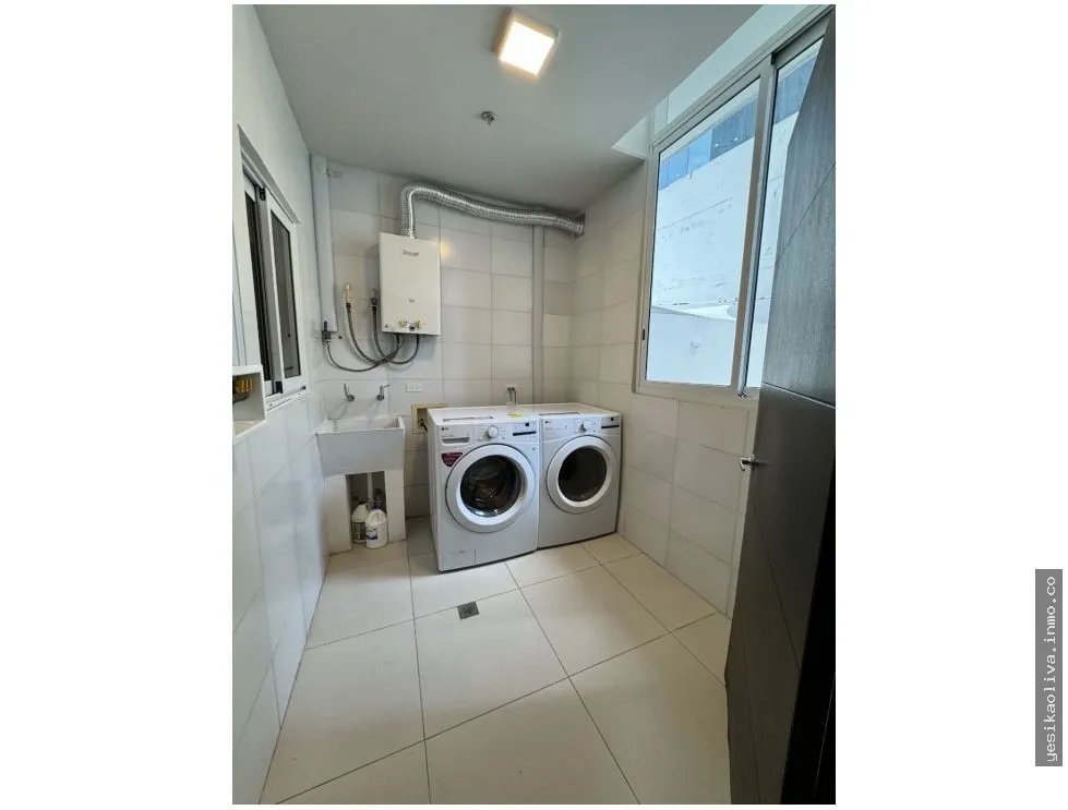 Venta de apartamento amoblado en Costa del Este