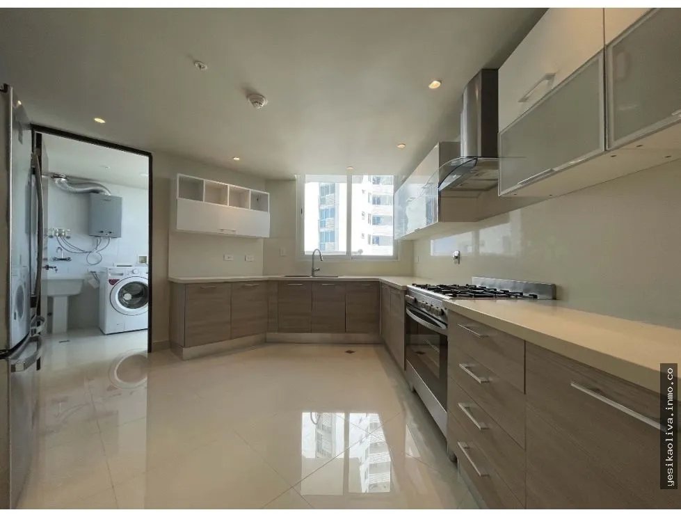 Venta de apartamento amoblado en Costa del Este