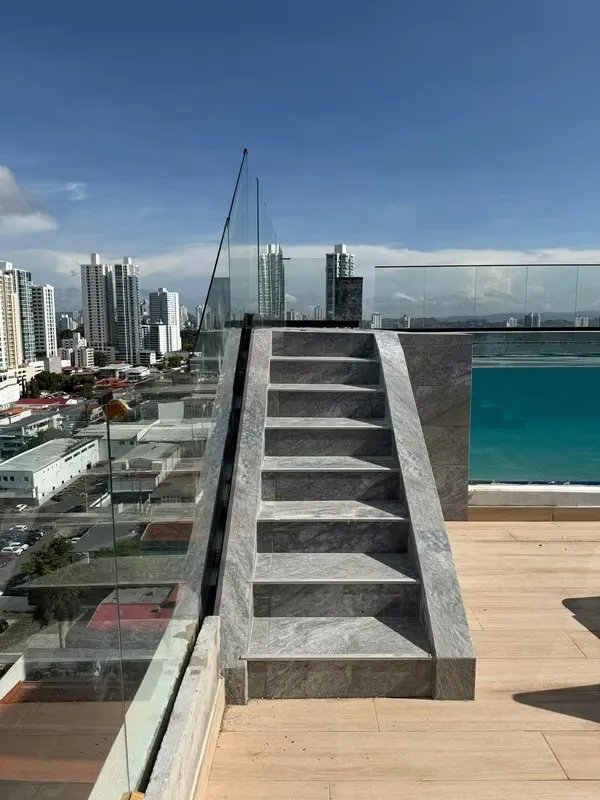 Apartamento à Venda em Punta Pacifica