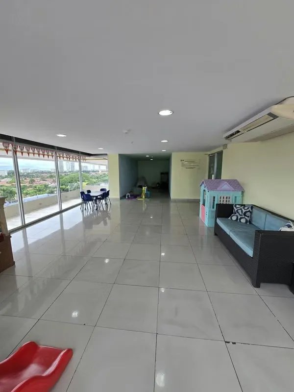 Apartamento à Venda em Costa Del Este