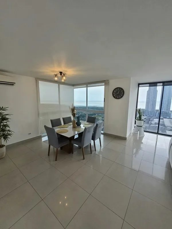 Apartamento à Venda em Costa Del Este