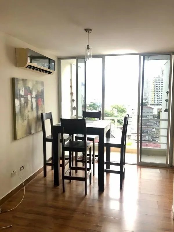 Apartamento à Venda em Carrasquilla