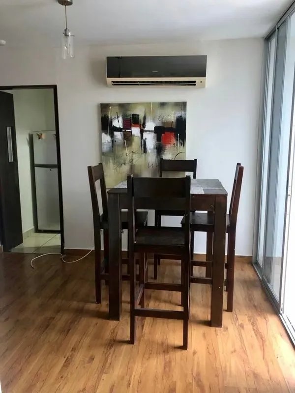 Apartamento à Venda em Carrasquilla